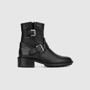 Aquatalia Omayda Booties in Black (Size: 8)